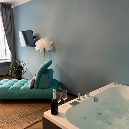 Lejlighed Angelina's Suite&spa Con Parcheggio Privato Como